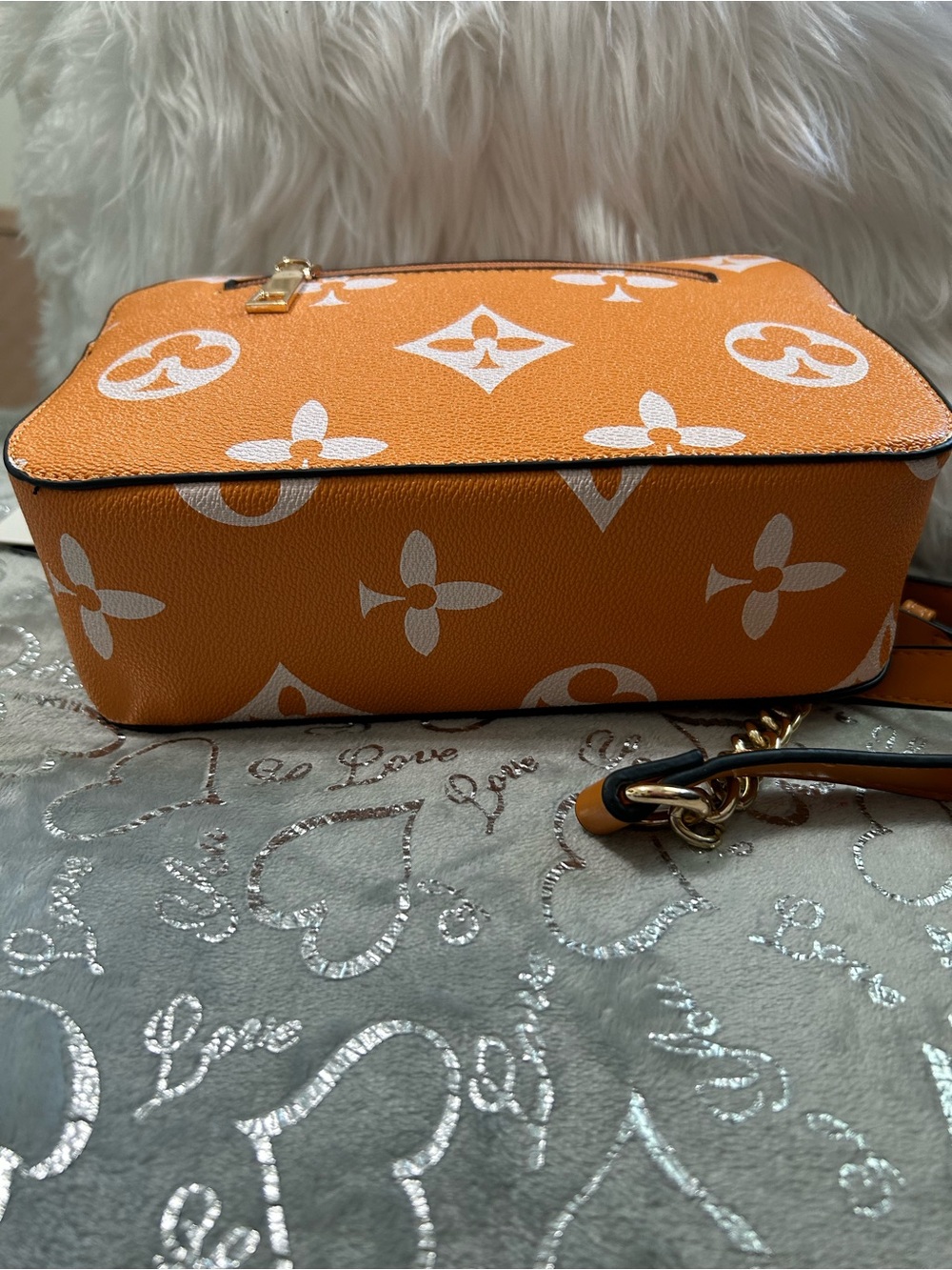 NWT Classic Fashion Monogram Crossbody wi/Gold Chain & Matching Wallet, Orange - Picture 8 of 11
